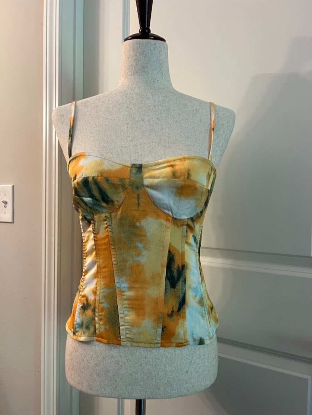 PrettyLittleThing Women's Corset Top Size 6 Multicolor Abstract Print